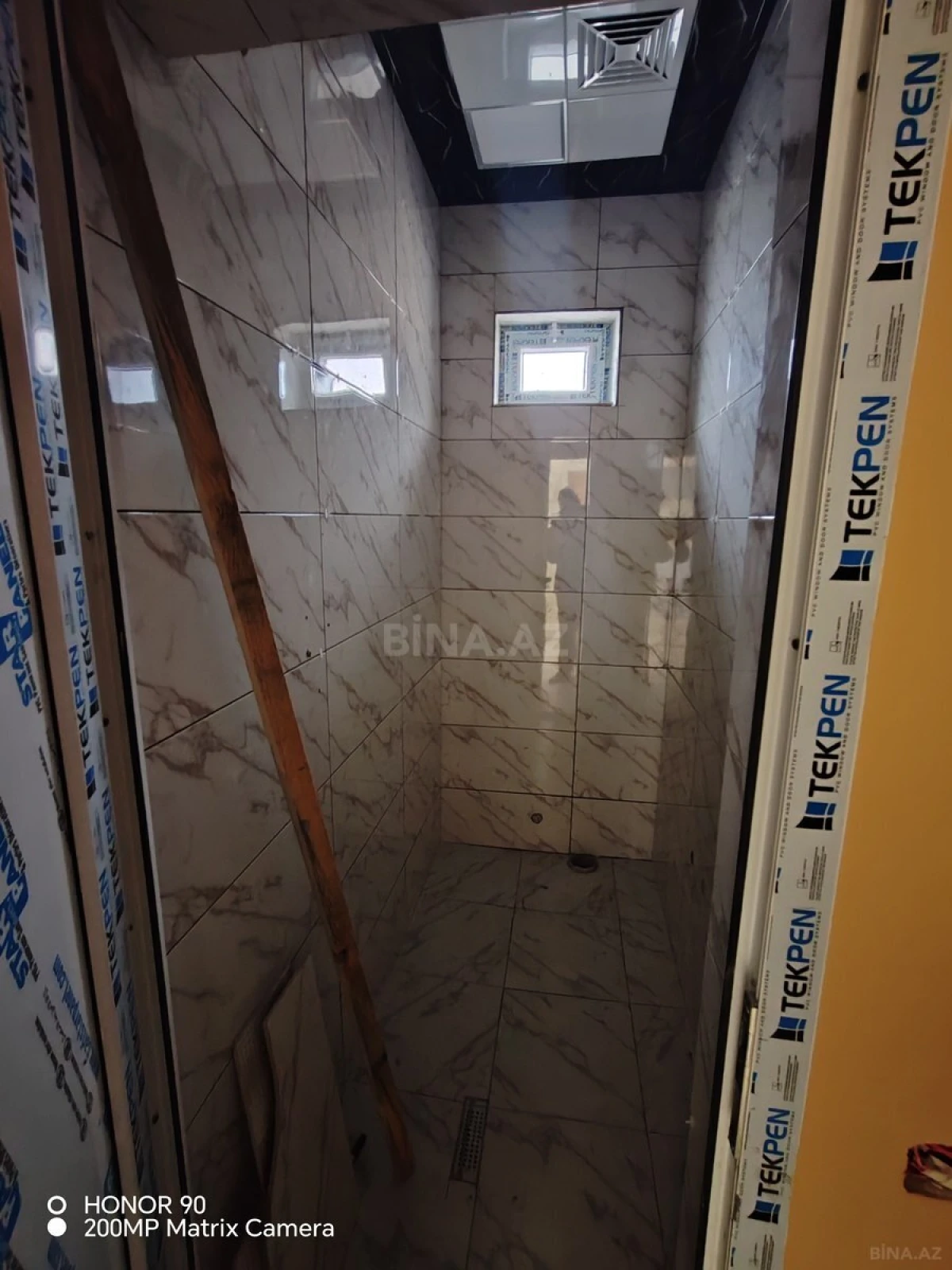 Satılır 6 otaqlı həyət evi 220 m²