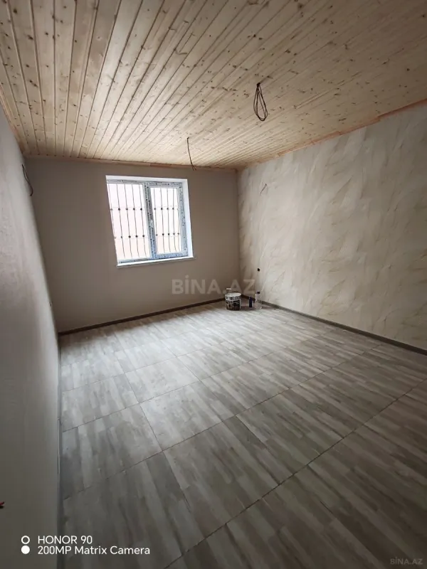 Satılır 6 otaqlı həyət evi 220 m²
