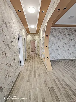 Satılır 6 otaqlı həyət evi 220 m²