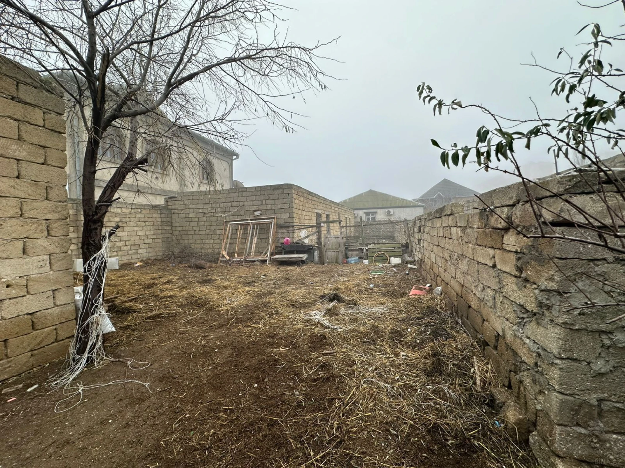 Satılır torpaq sahəsi 25 m²