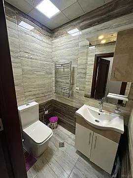 Satılır 3 otaqlı mənzil 114 m²