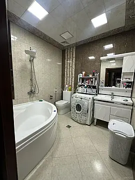 Satılır 3 otaqlı mənzil 114 m²