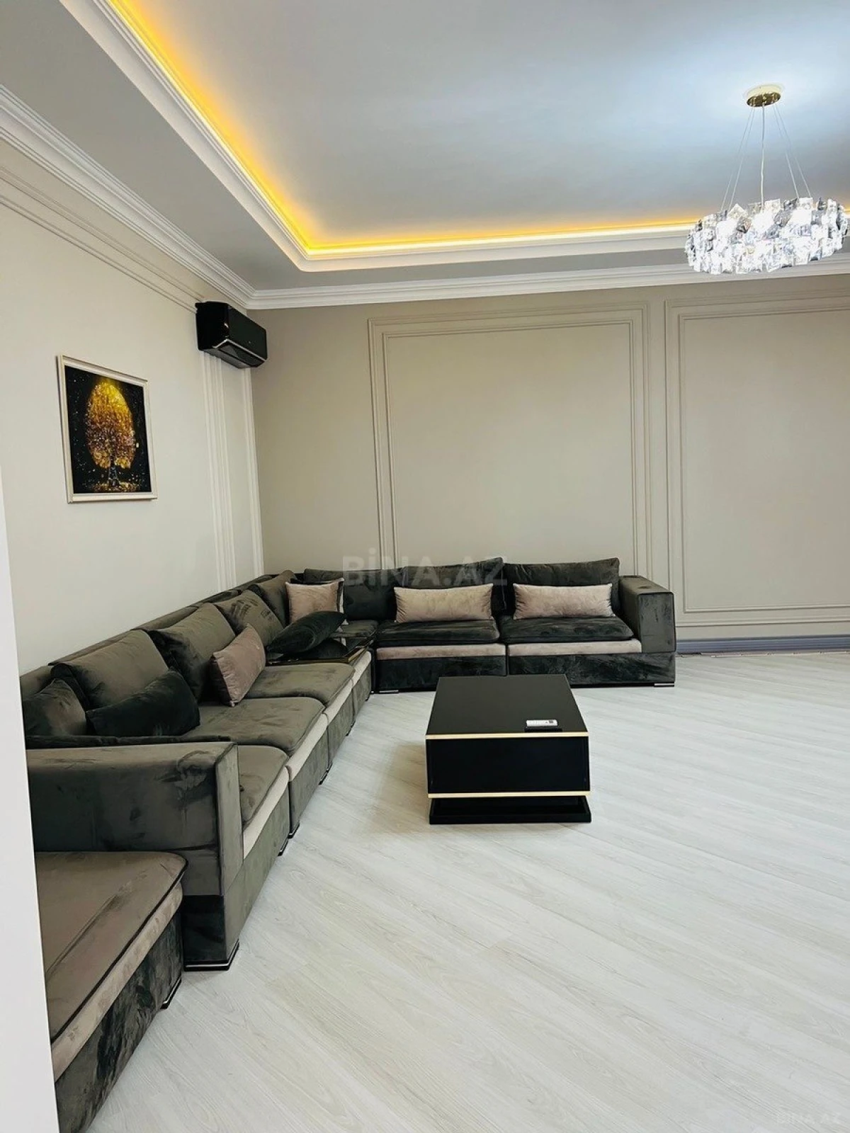 Kirayə verilir 4 otaqlı həyət evi 240 m²