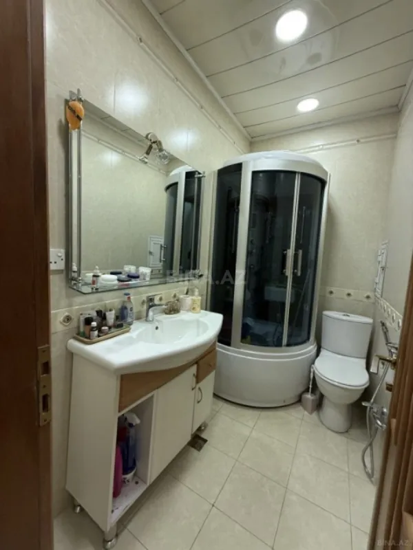 Satılır 3 otaqlı mənzil 150 m²