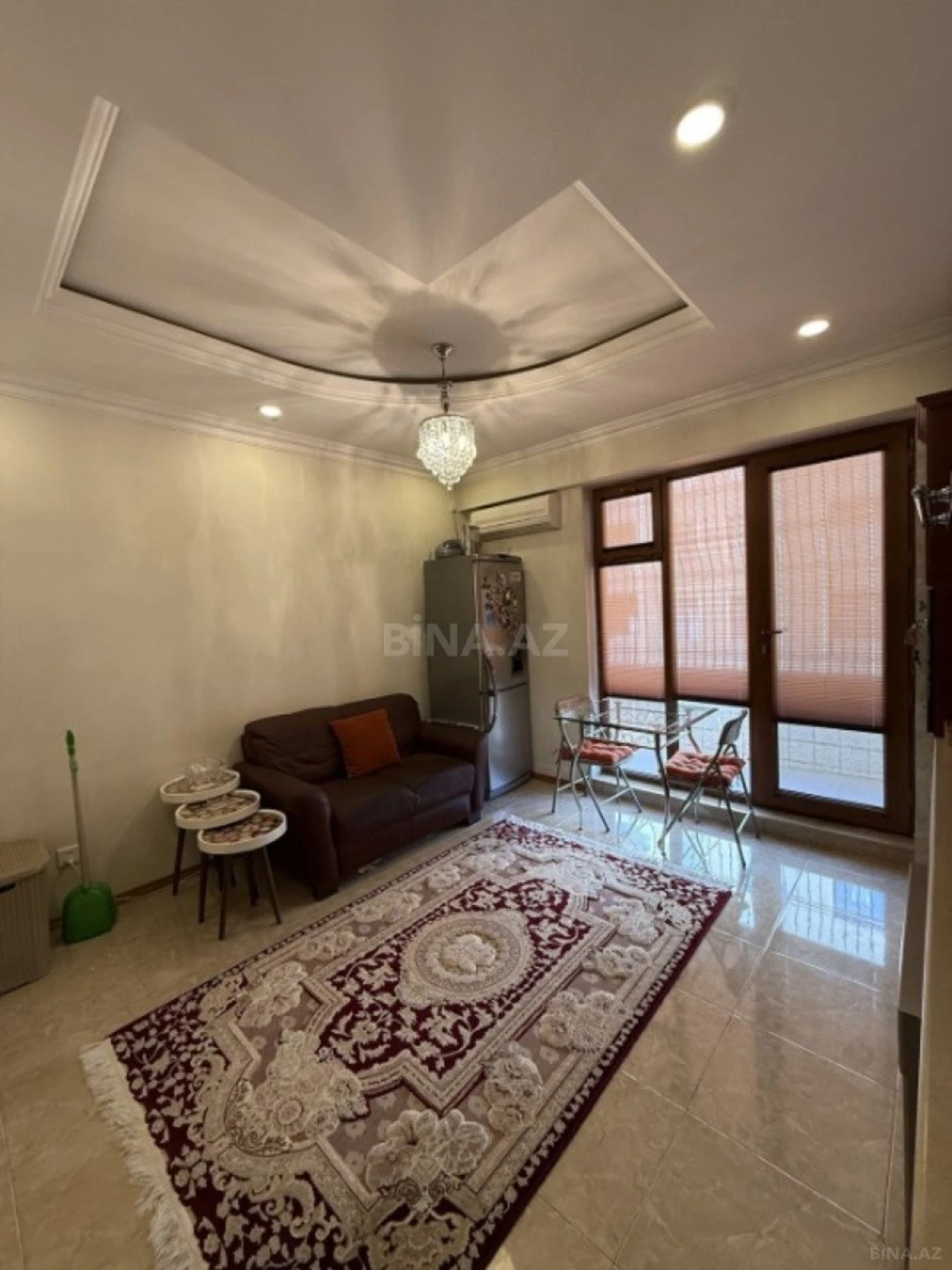 Satılır 3 otaqlı mənzil 150 m²