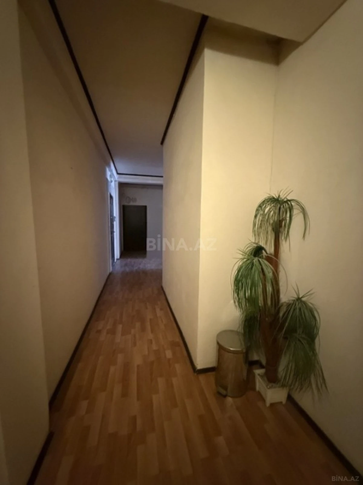 Satılır 3 otaqlı mənzil 150 m²