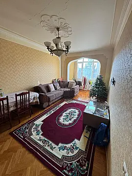 Satılır 2 otaqlı mənzil 65 m²