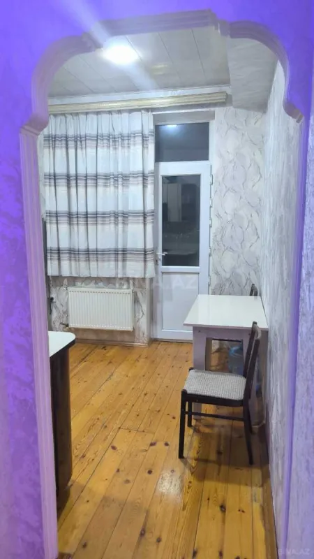 Satılır 2 otaqlı mənzil 82 m²