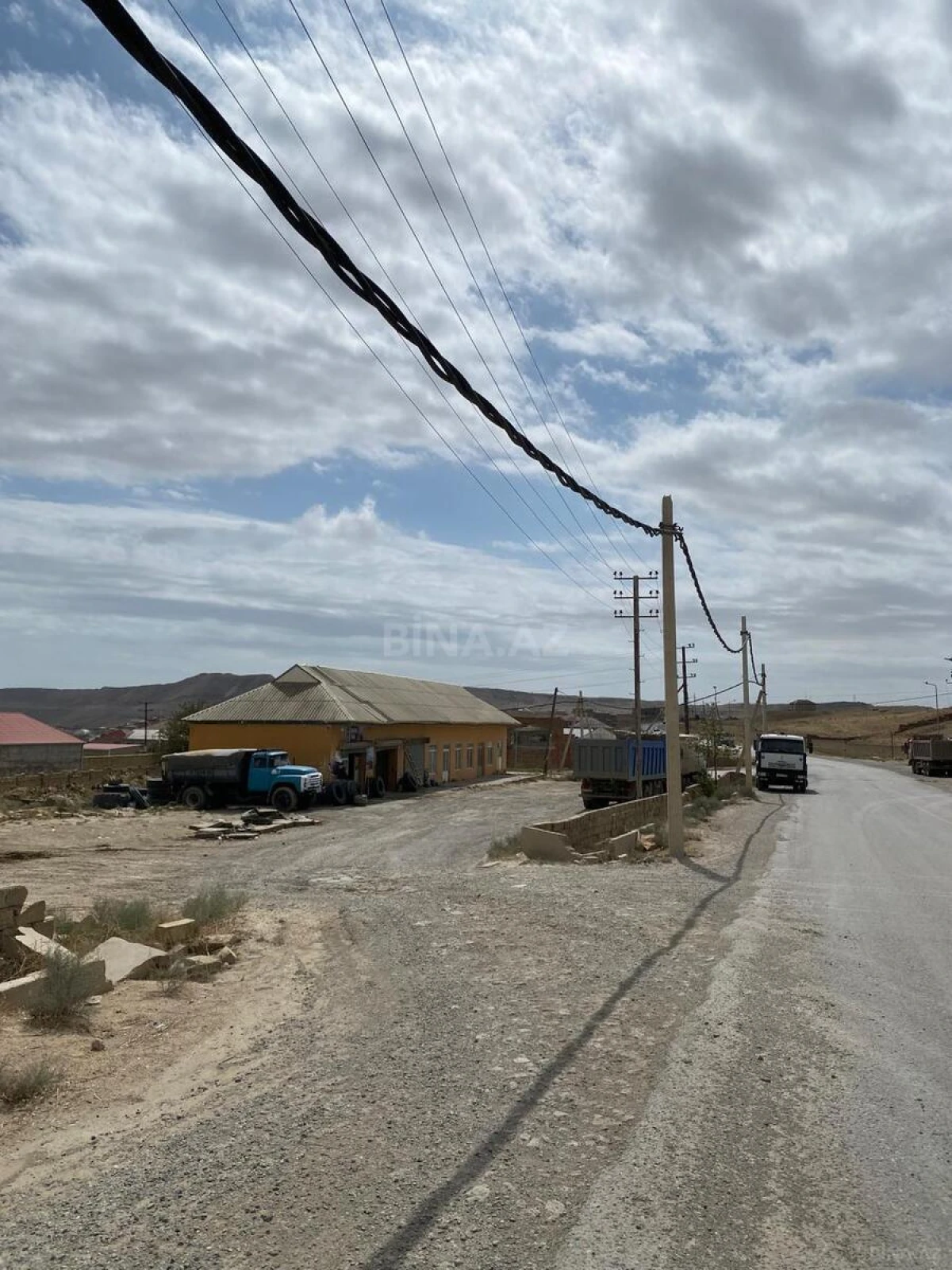 Satılır obyekt 800 m²