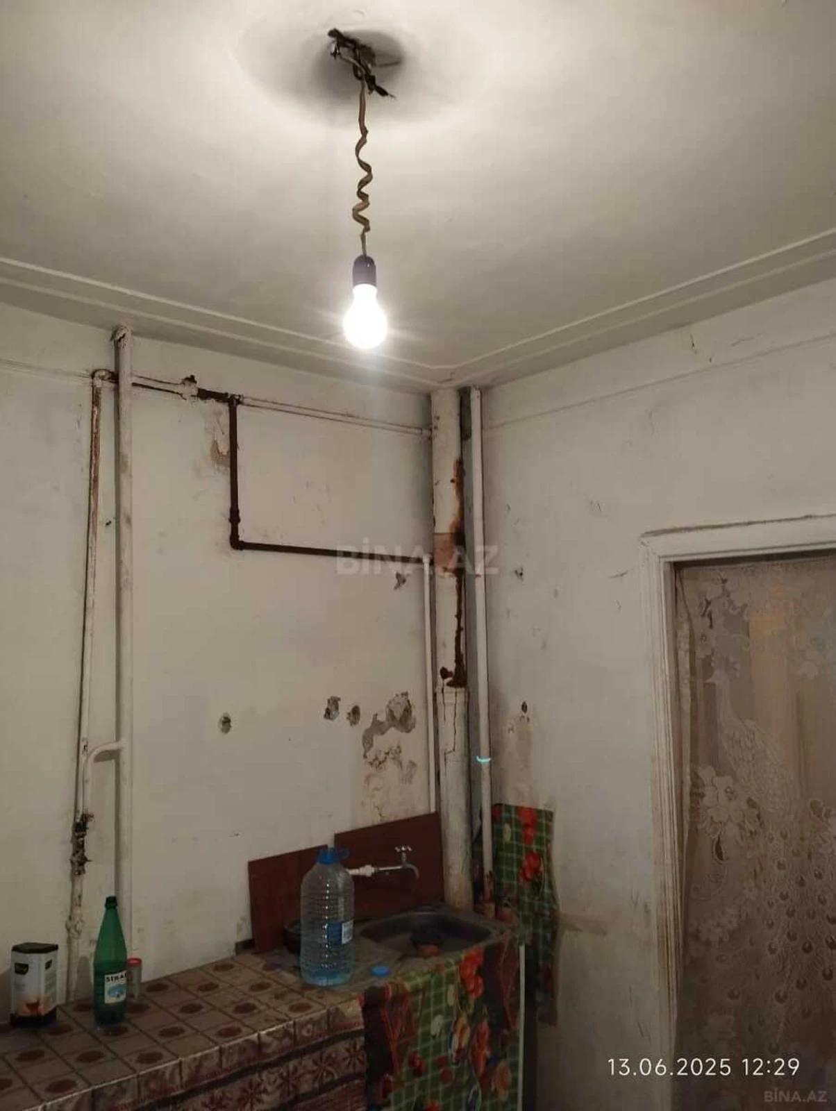 Satılır 5 otaqlı mənzil 100 m²