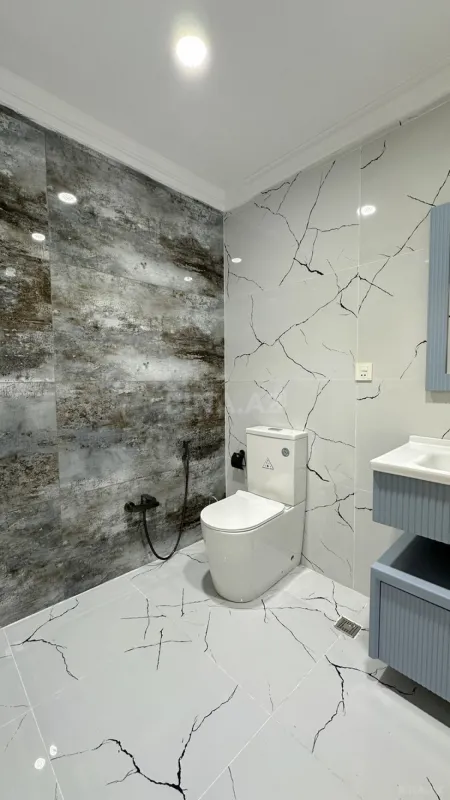 Satılır 3 otaqlı mənzil 160 m²