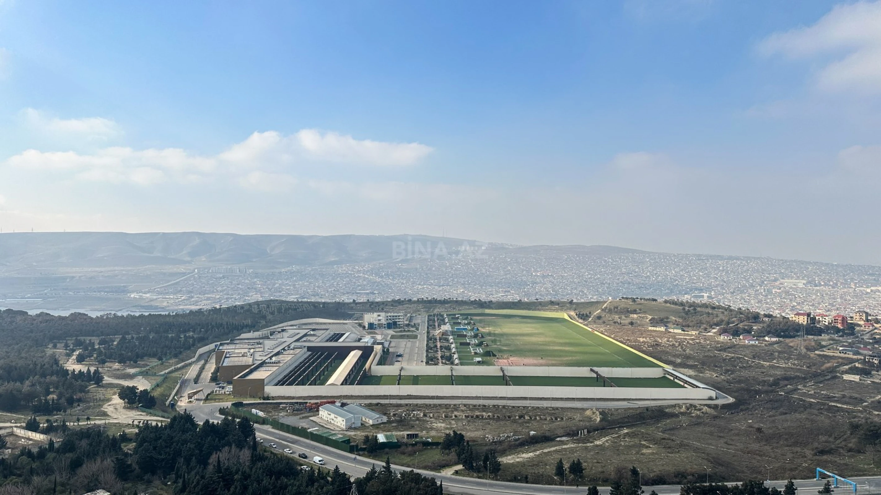 Satılır 3 otaqlı mənzil 160 m²