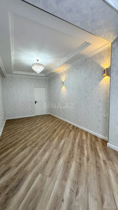 Satılır 3 otaqlı mənzil 160 m²