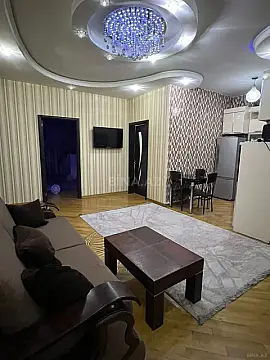 Satılır 3 otaqlı mənzil 100 m²