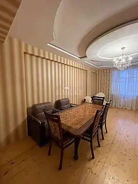 Satılır 3 otaqlı mənzil 120 m²