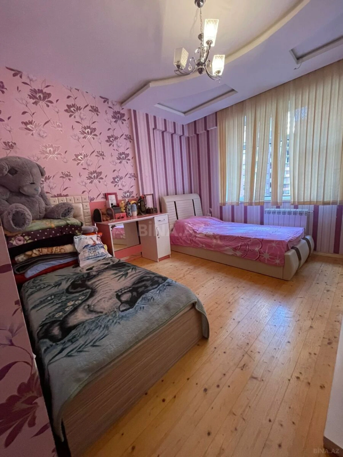 Satılır 3 otaqlı mənzil 120 m²