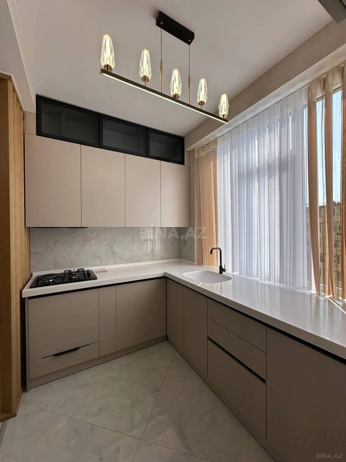 Satılır 3 otaqlı mənzil 68 m²
