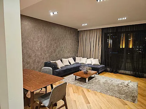 Satılır 3 otaqlı mənzil 113 m²