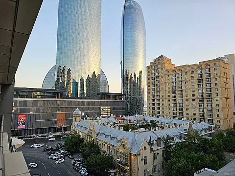 Satılır 3 otaqlı mənzil 113 m² — Bakı, Xətai m/s yanı 3 otaq 113.00 m²