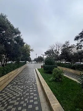 Satılır 3 otaqlı mənzil 127 m²