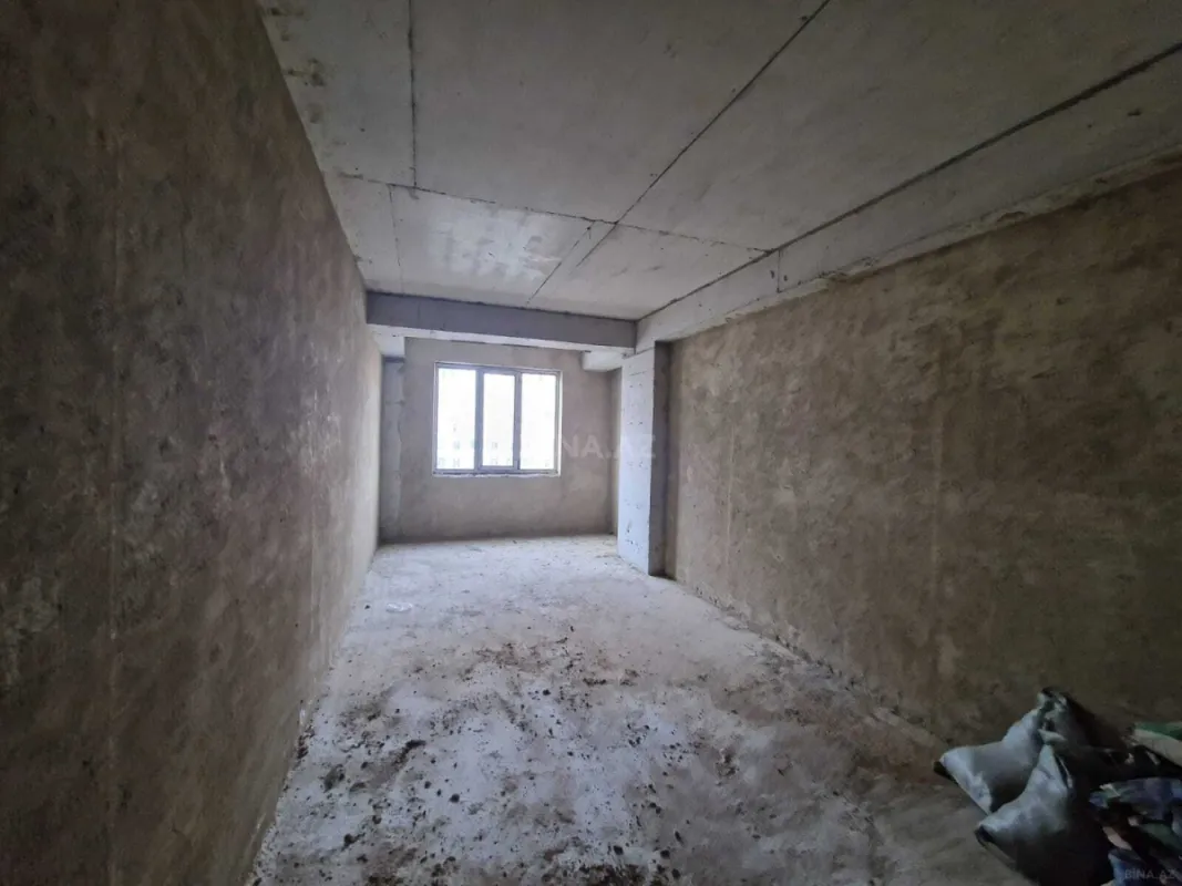 Satılır 3 otaqlı mənzil 127 m²