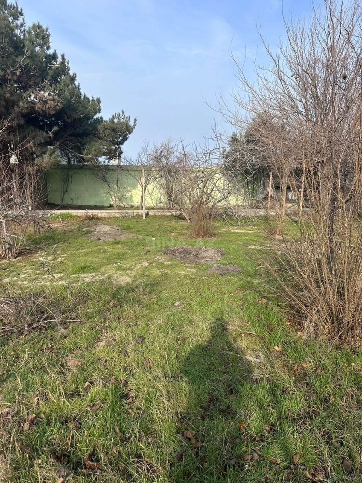 Satılır torpaq sahəsi 2 m²