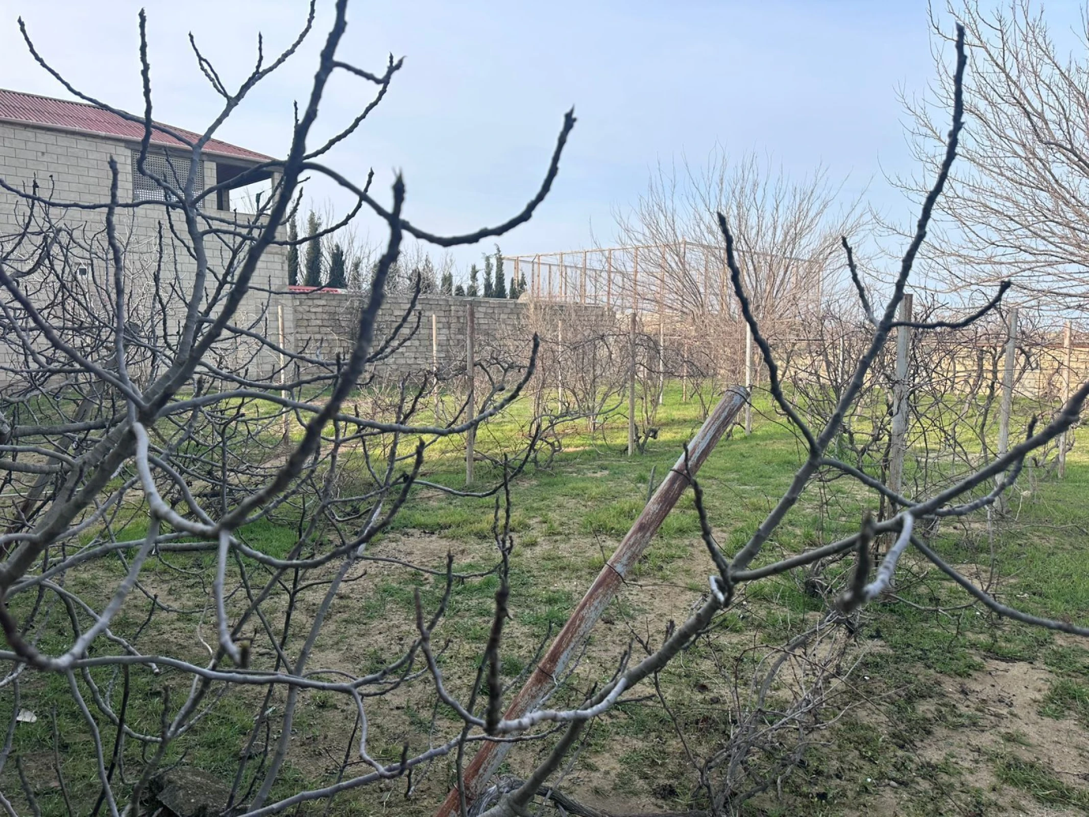 Satılır torpaq sahəsi 2 m²