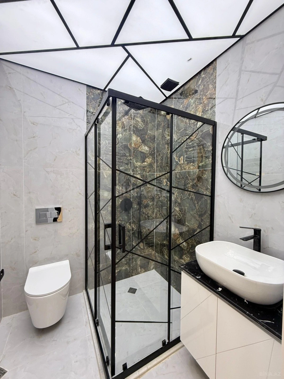 Satılır 2 otaqlı mənzil 69 m²