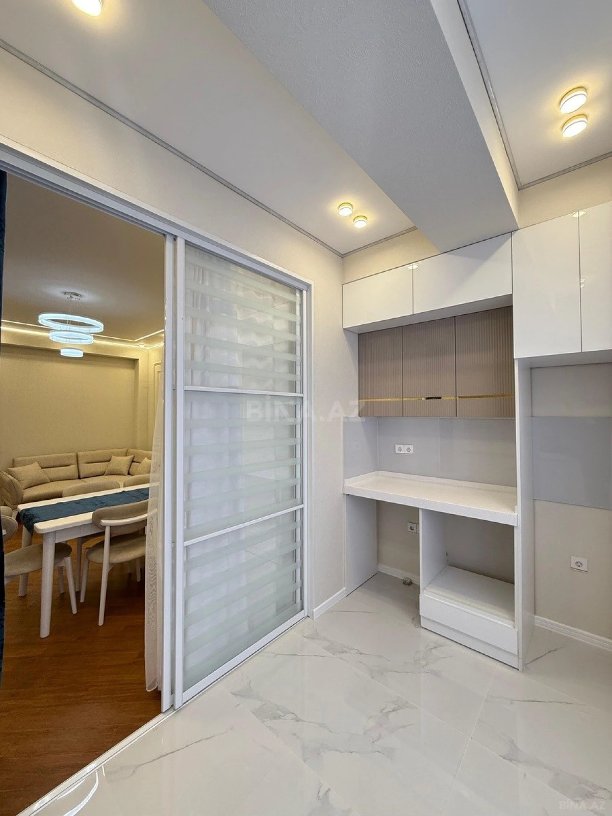 Satılır 2 otaqlı mənzil 69 m²