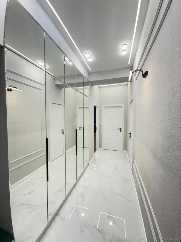 Satılır 2 otaqlı mənzil 69 m²