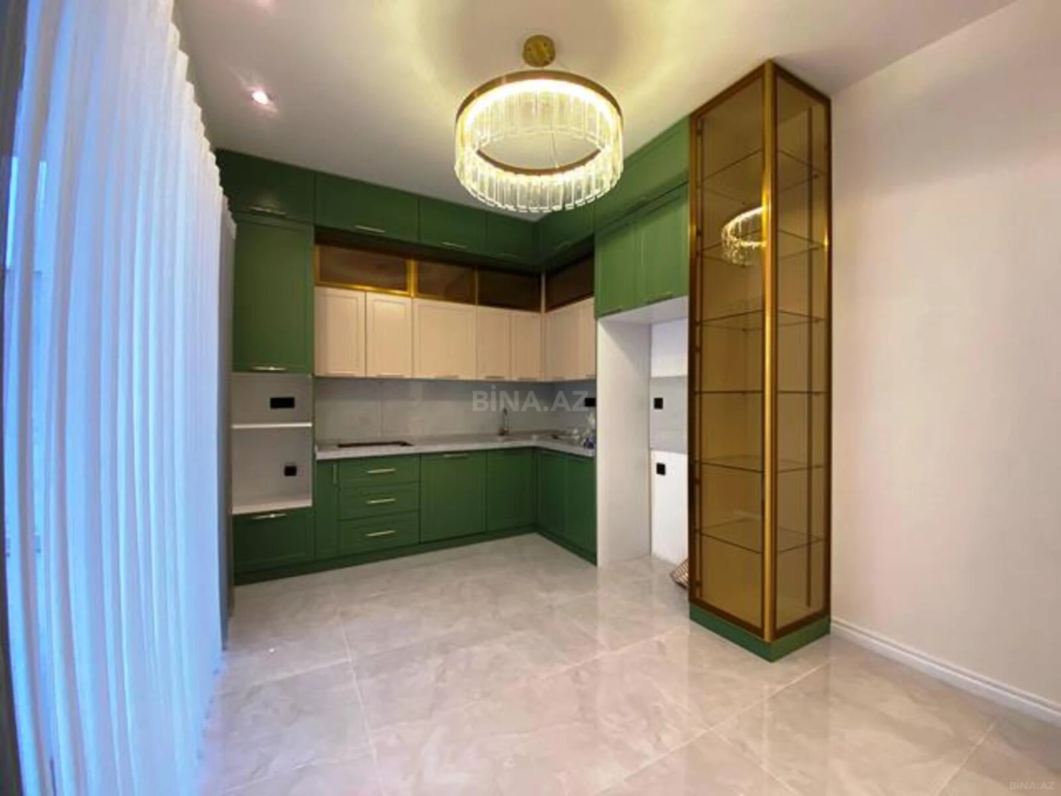 Satılır 4 otaqlı həyət evi 140 m²