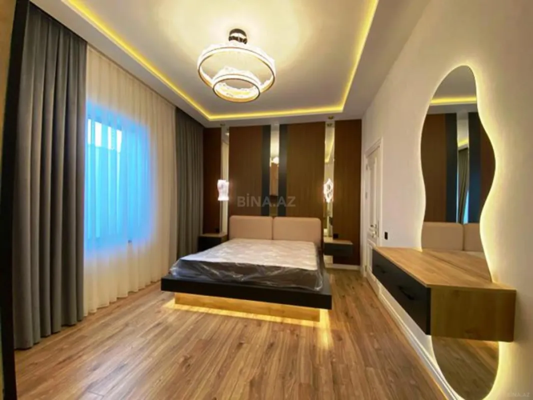 Satılır 4 otaqlı həyət evi 140 m²