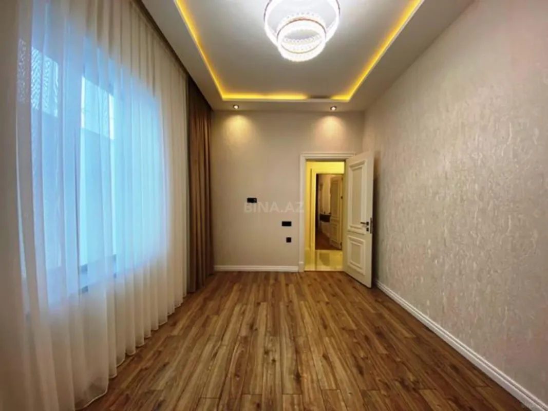 Satılır 4 otaqlı həyət evi 140 m²