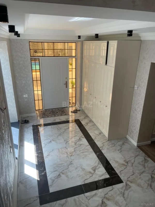 Kirayə verilir 4 otaqlı həyət evi 300 m²