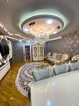 Kirayə verilir 2 otaqlı mənzil 140 m²