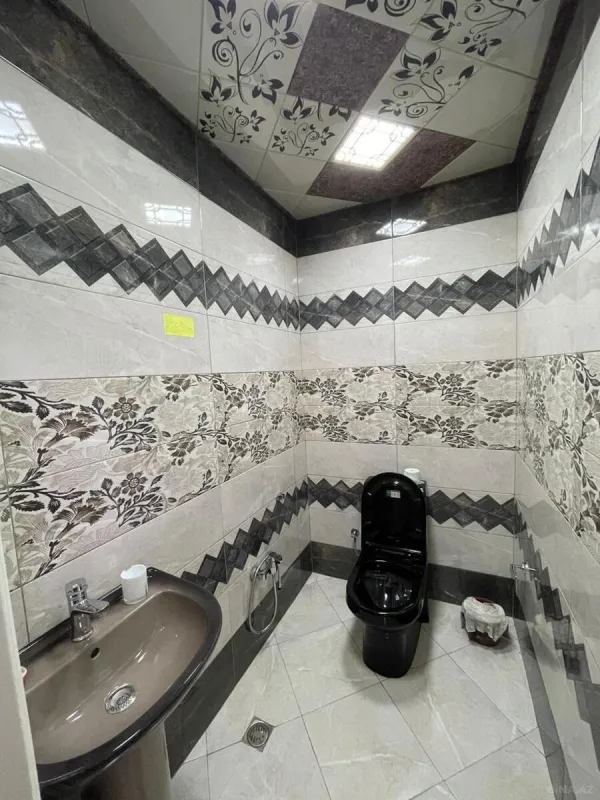 Kirayə verilir 2 otaqlı mənzil 140 m²