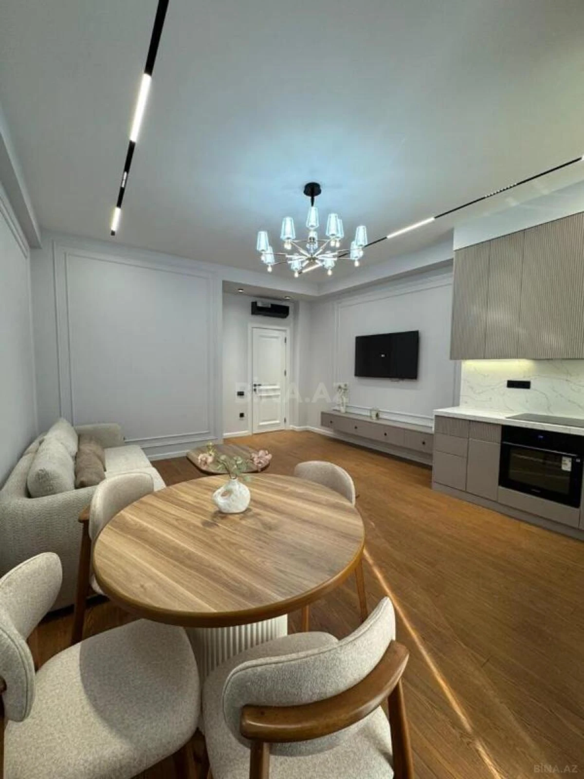 Satılır 2 otaqlı mənzil 75 m²