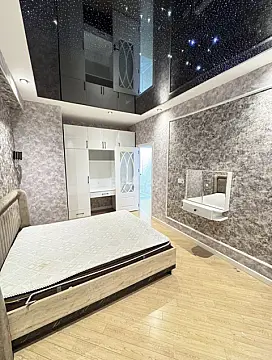 Kirayə verilir 2 otaqlı mənzil 70 m²