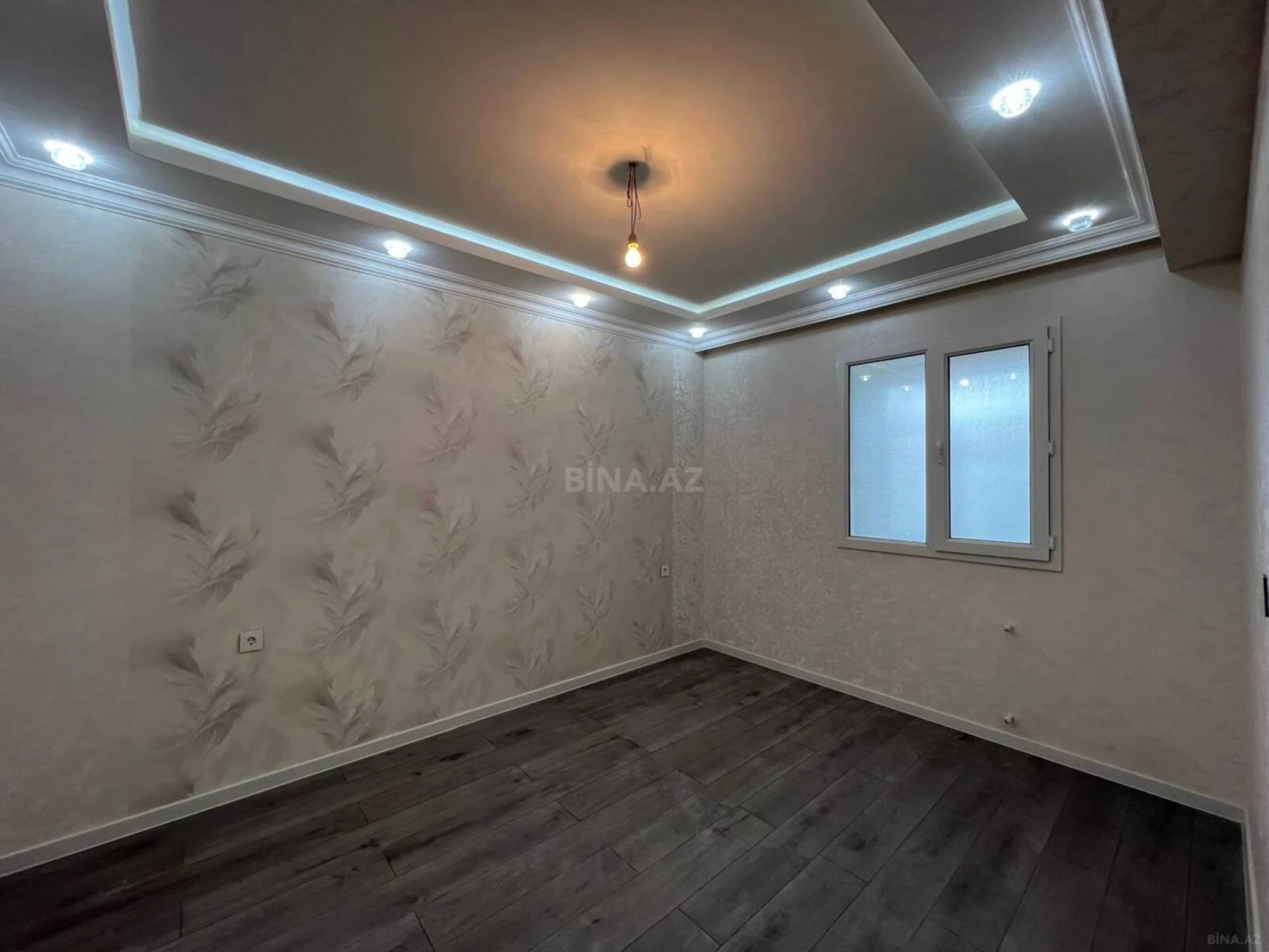 Satılır 2 otaqlı mənzil 44 m²