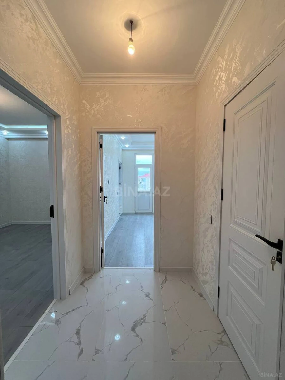Satılır 2 otaqlı mənzil 44 m²