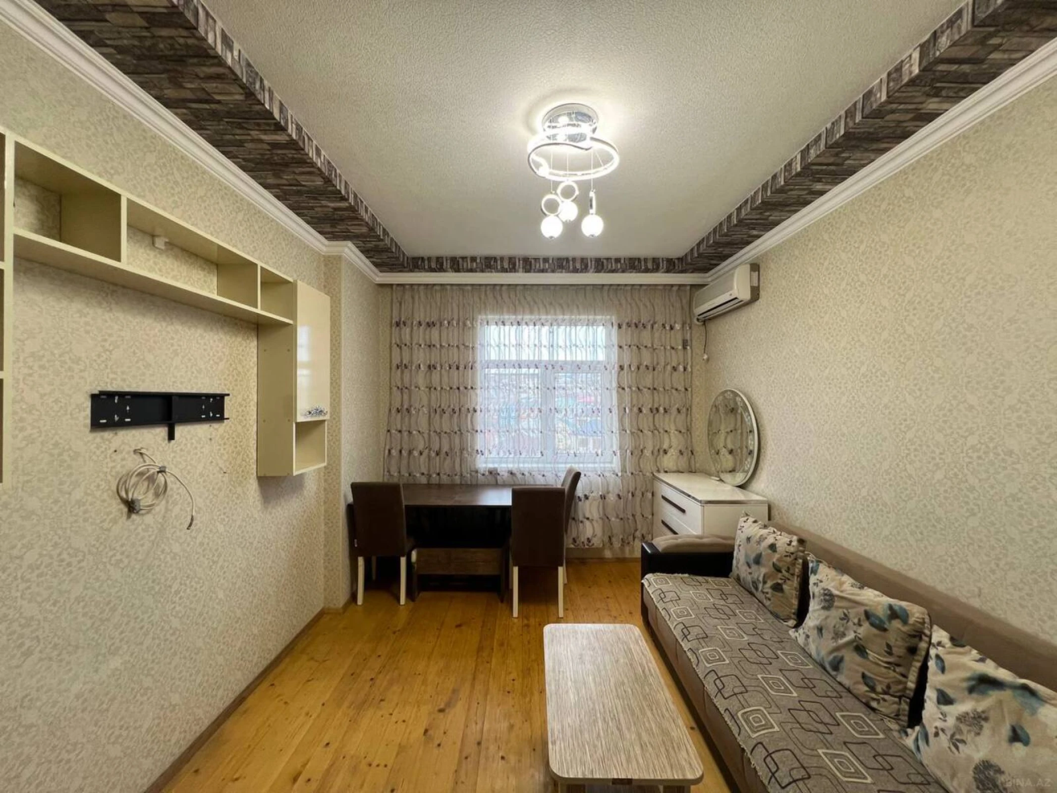 Kirayə verilir 2 otaqlı mənzil 37 m²