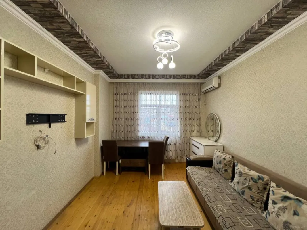 Kirayə verilir 2 otaqlı mənzil 37 m²