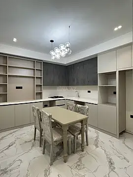 Satılır 3 otaqlı mənzil 115 m²
