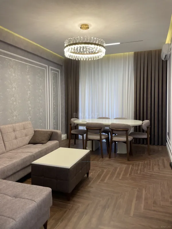 Satılır 3 otaqlı mənzil 115 m²