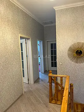 Satılır 5 otaqlı həyət evi 150 m²