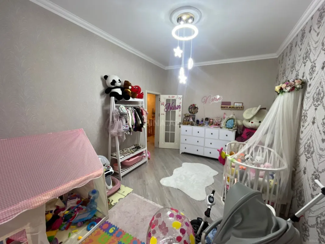 Satılır 5 otaqlı həyət evi 150 m²