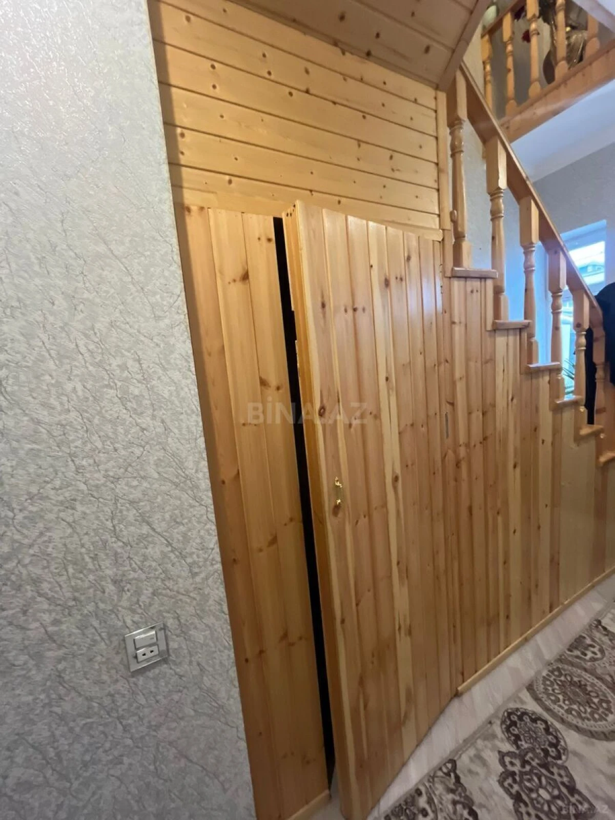 Satılır 5 otaqlı həyət evi 150 m²