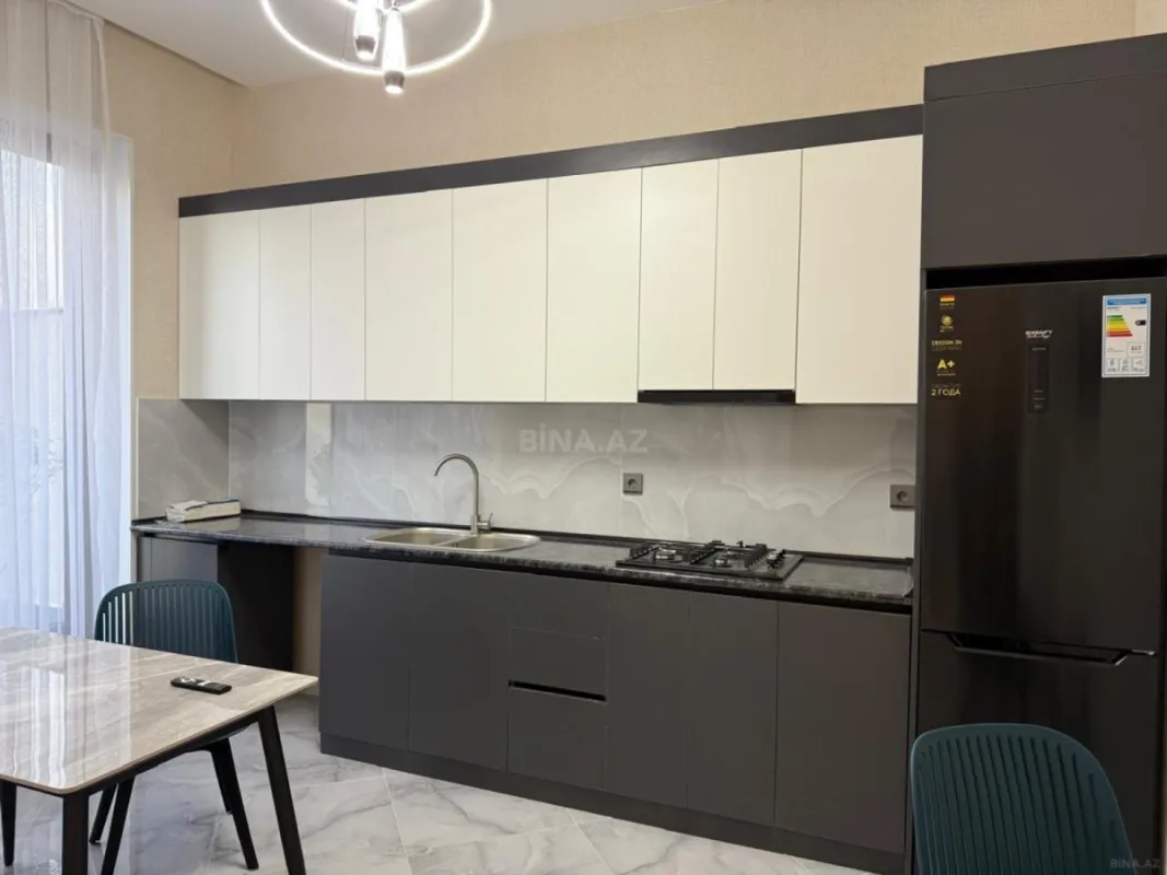 Kirayə verilir 4 otaqlı həyət evi 180 m²