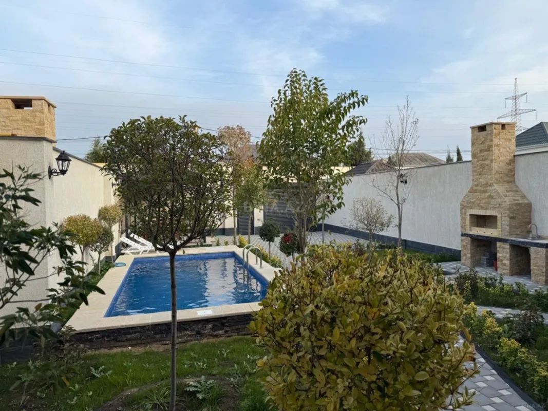 Kirayə verilir 4 otaqlı həyət evi 180 m²