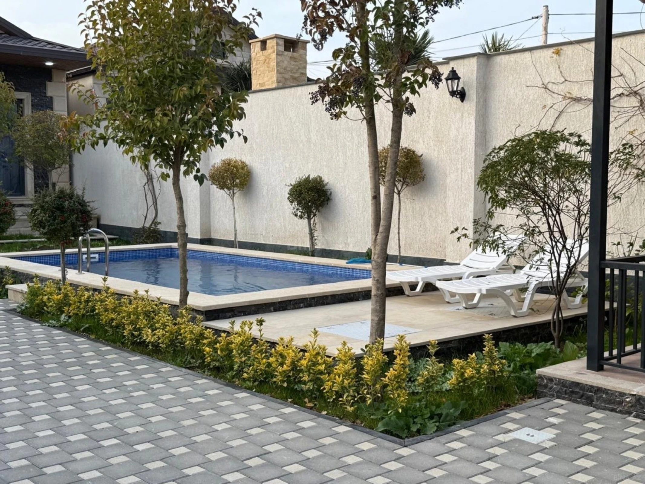 Kirayə verilir 4 otaqlı həyət evi 180 m²